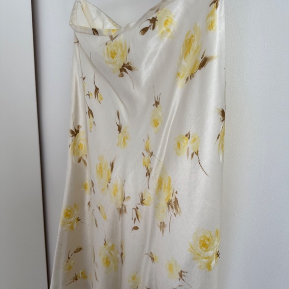 Banana Republic Low Rise midi skirt - Picture 5 of 10